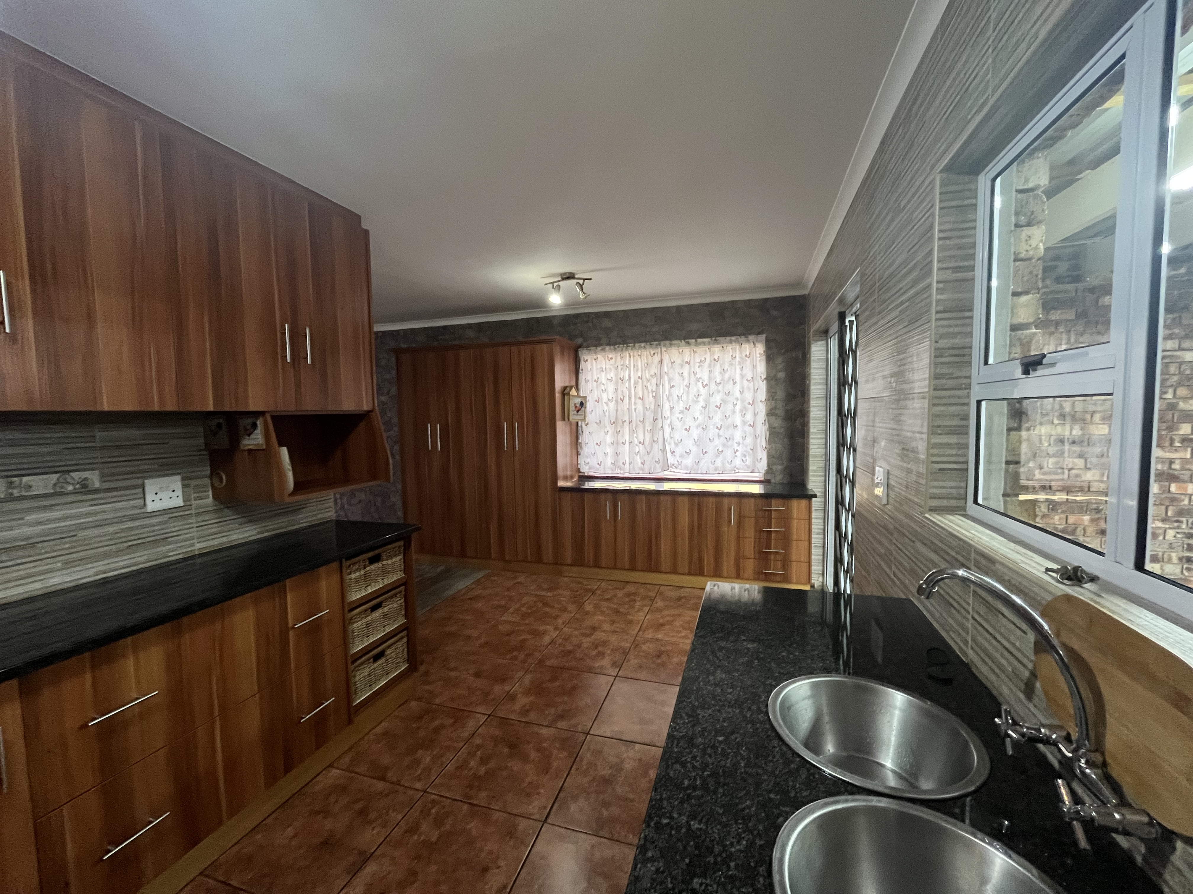 3 Bedroom Property for Sale in Heiderand Western Cape